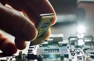 內存儲器是計算機中重要的部件之一,它是與CPU進行溝通的橋梁
